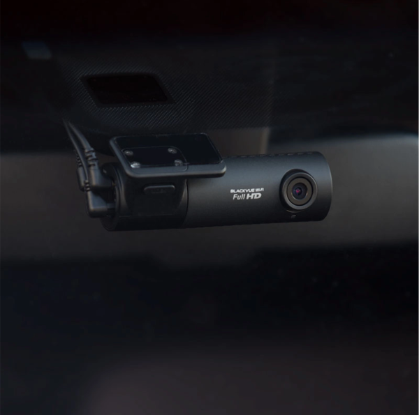 Black Vue DR590X-2CH Dual Full HD Dash Cam Wi-Fi - Sony's STARVIS Image Sensor - 139-Degree Wide View Angle with 32GB Micro SD Card - Image 4